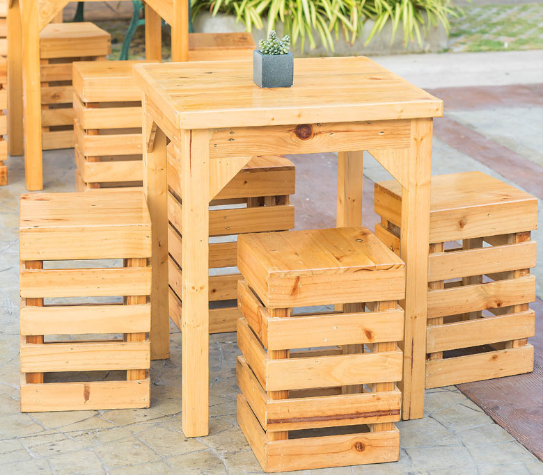 Decoración-en-madera-para-negocios